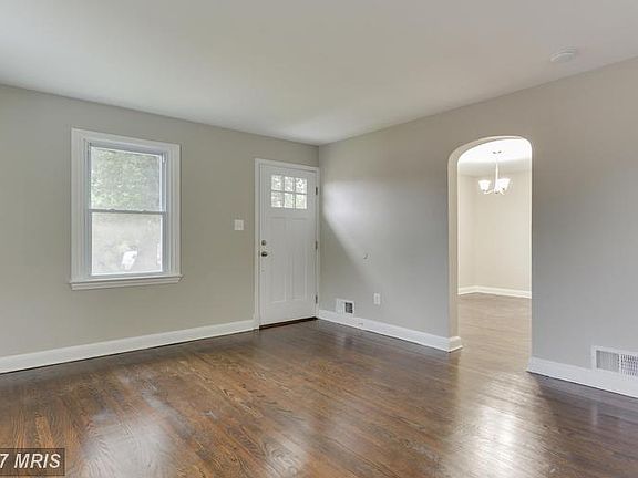2nd image of 5904 15th Ave