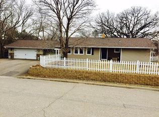 1390 Rocky Ln, Eagan, MN 55123