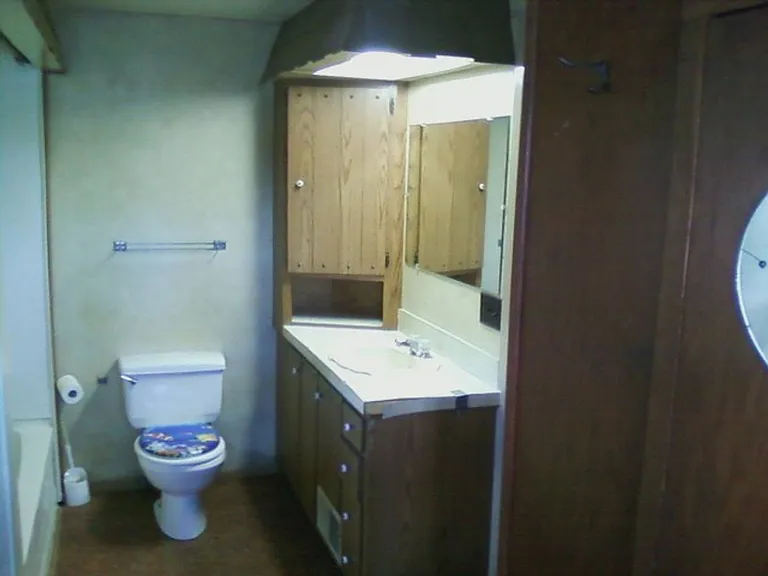823 Doberman Ct SE — Photo 5