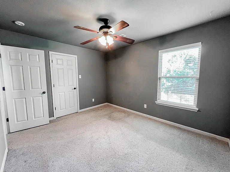 74 Earnhardt Cir — Photo 16