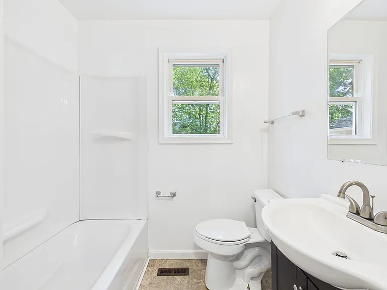 2313 National St — Photo 19