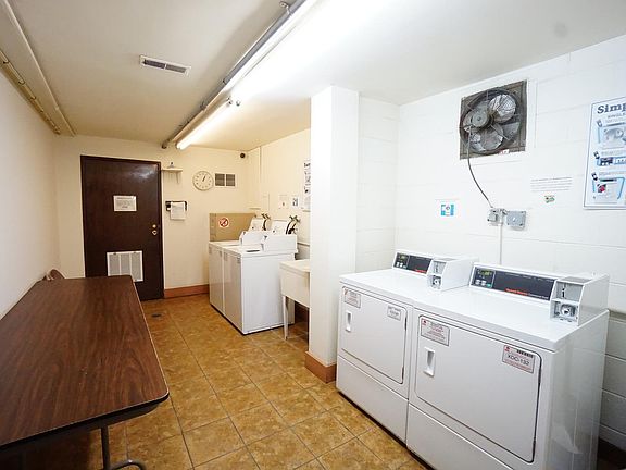 4th image of 9395 Landings Ln Unit 406