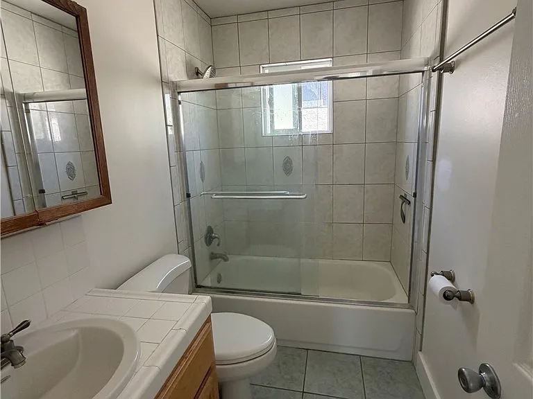 2617 Rockefeller Ln #C — Photo 10