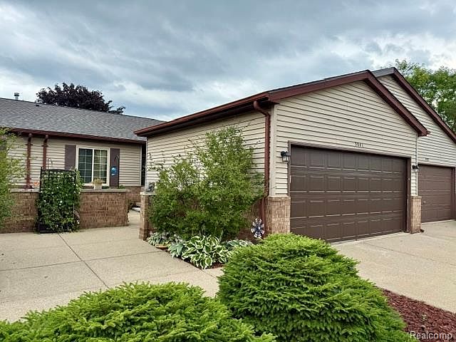 1st image of 5041 Sandalwood Dr