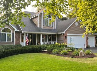 11502 Michigan Dr, Spring Grove, IL 60081