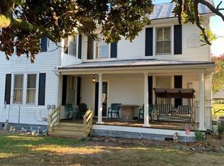 111 Campbell Dr, Topping, VA 23169