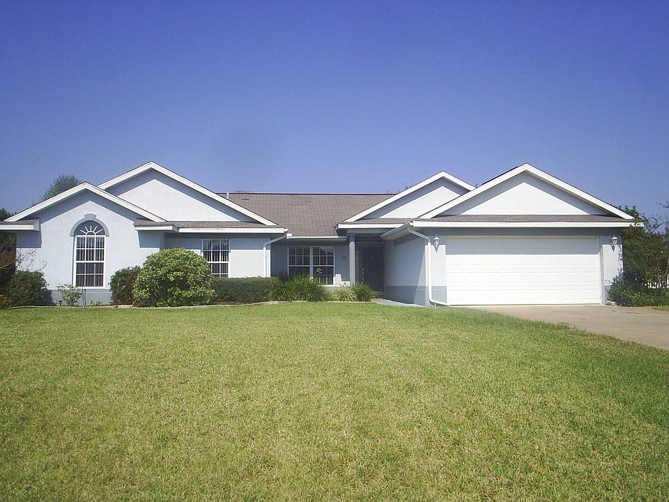 4 bed / 2 bath pool home