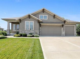 21729 W 82nd Ter, Lenexa, KS 66220