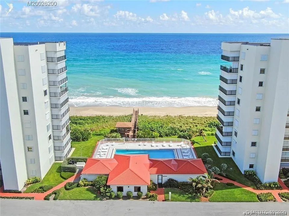 9400 S Ocean Dr #202