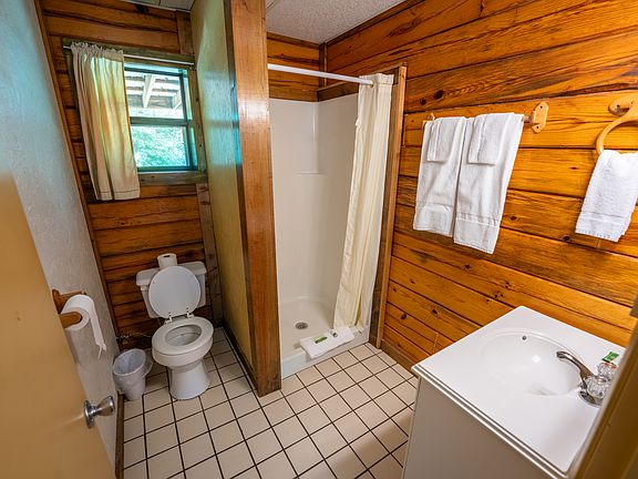 4th image of 55 Bonnie Ln #A