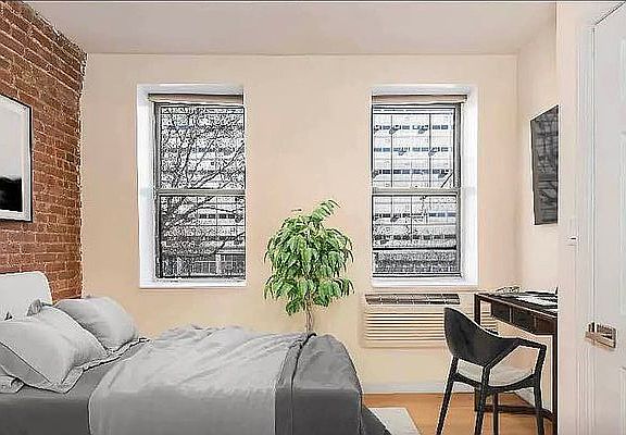 4th image of 416 W 49th St #2