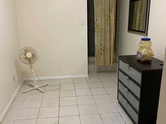 3rd image of 22-22 27th St #1