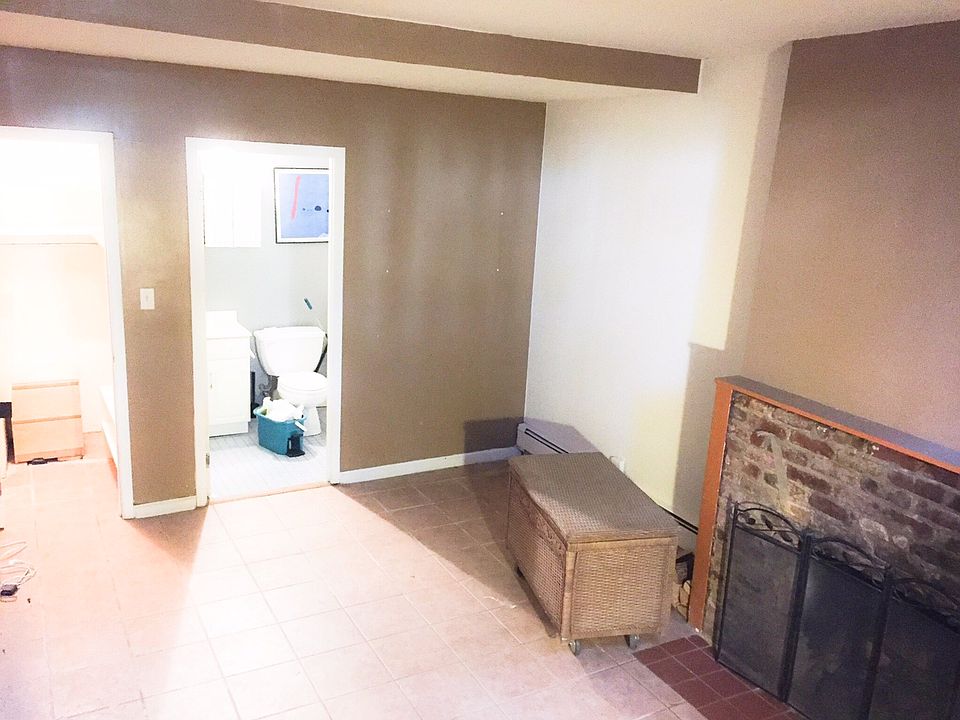 1st image of 445 17th St APT 1L