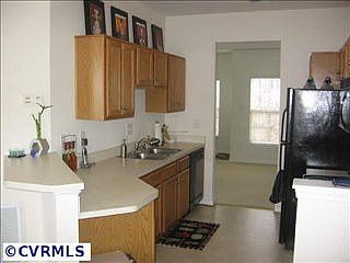 4th image of 8641 Millstream Dr