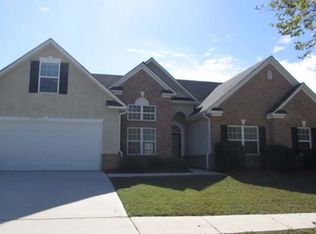 1348 Tumblerock Ct, Loganville, GA