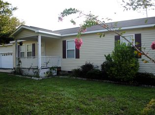 617 Eden Dr, Southport, NC 28461