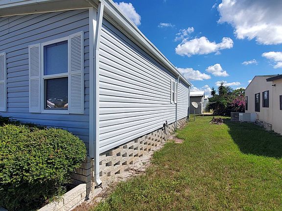 3rd image of 14620 Shadowwood Blvd