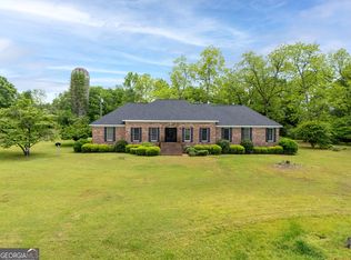 318 Sharon Rd NE, Sharon, GA 30631