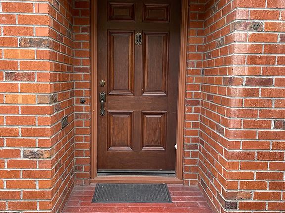 2nd image of 1199 Shasta Ave