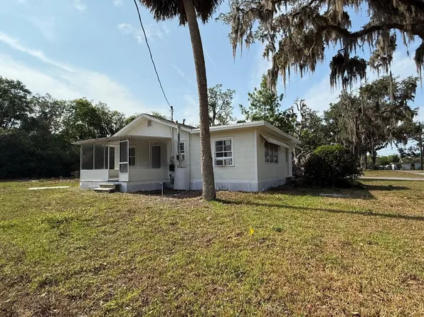 1324 Neely Dr, Leesburg, FL 34748