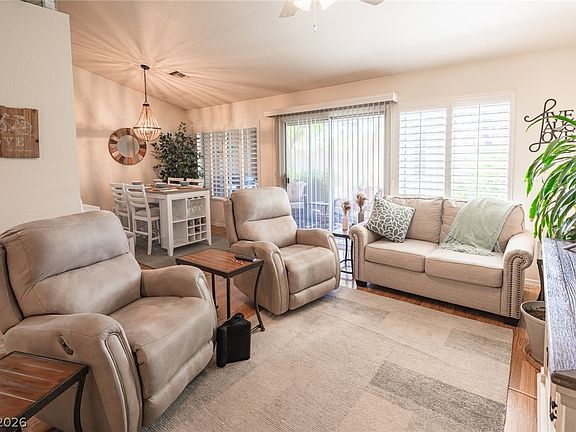 4th image of 8605 Willowrich Dr