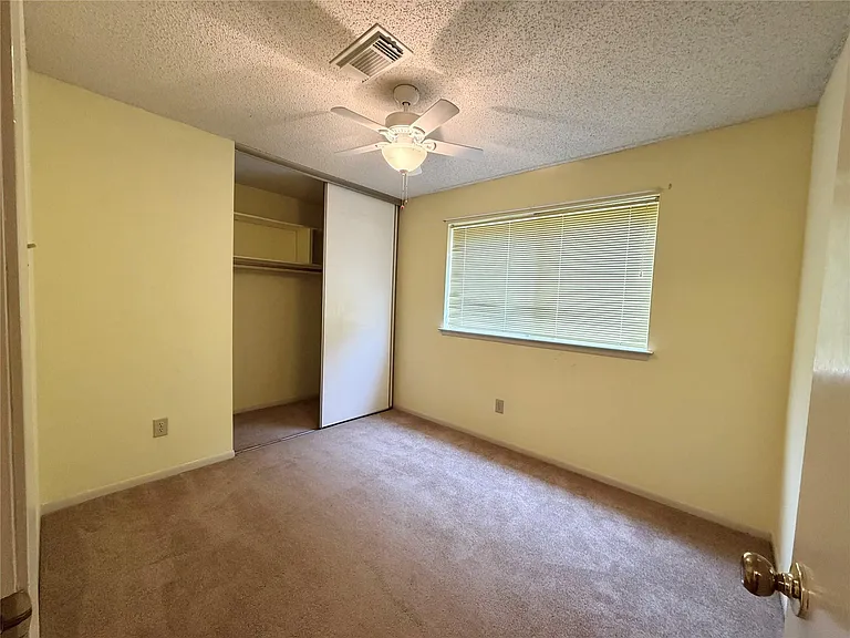 13323 Wells River Dr — Photo 16