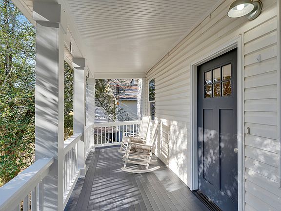 2nd image of 3607 Crompton St
