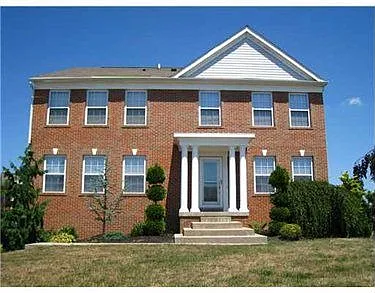 563 Potomac Dr photo 1