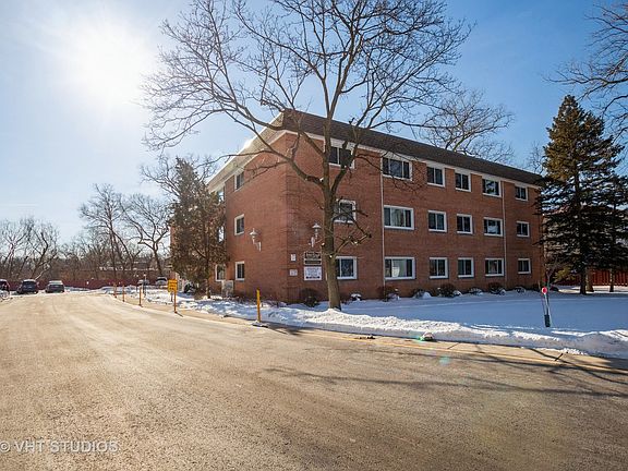 2nd image of 1925 E Oakton St APT 3B