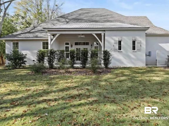 3rd image of 100 Sadie Ln #100