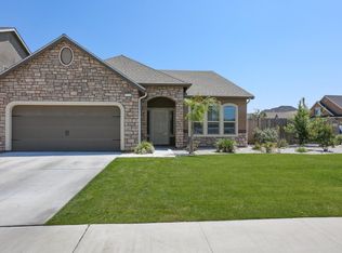 2224 N Duke St, Visalia, CA 93291