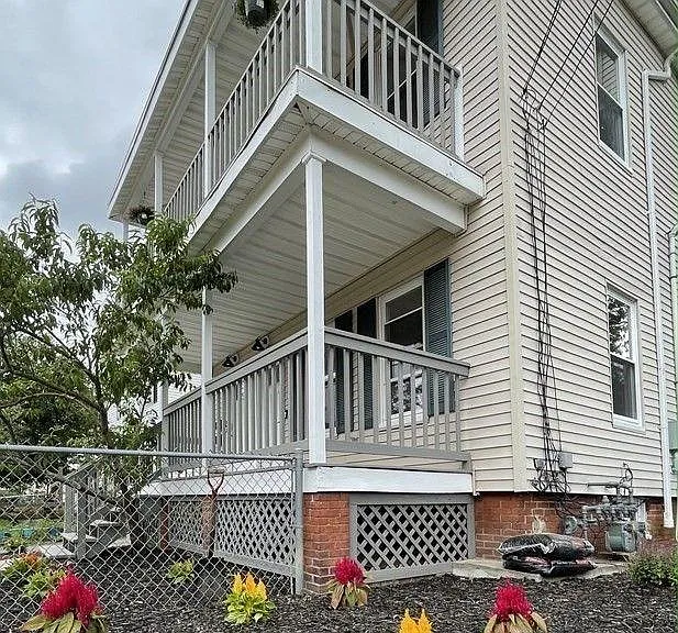 108 Pine St #1 — Photo 23