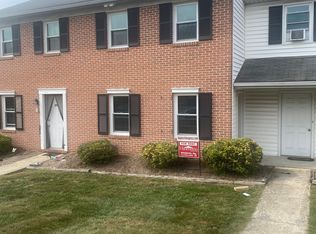 252 Colonial Dr, Akron, PA 17501