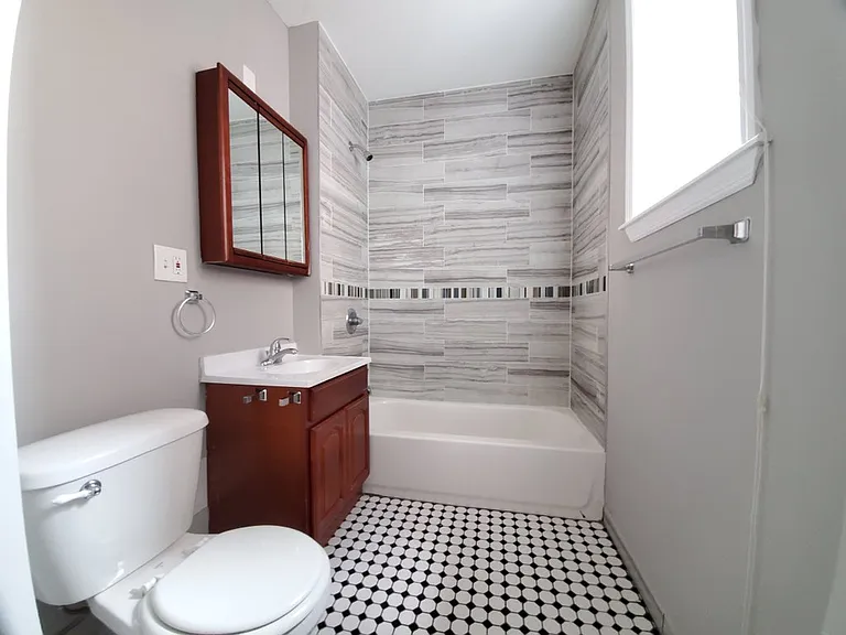 16 Canfield St #3 — Photo 11
