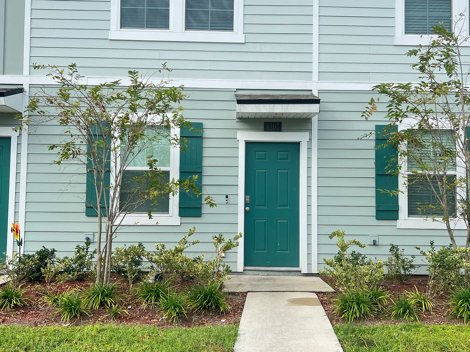 2 bed, 2.5 bath, 1109 sqft, $1,650 — Photo 1