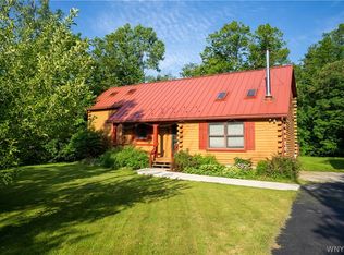 2285 Center St, East Aurora, NY 14052