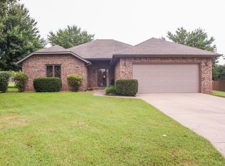 5024 S Pendleton Cv, Springfield, MO 65810
