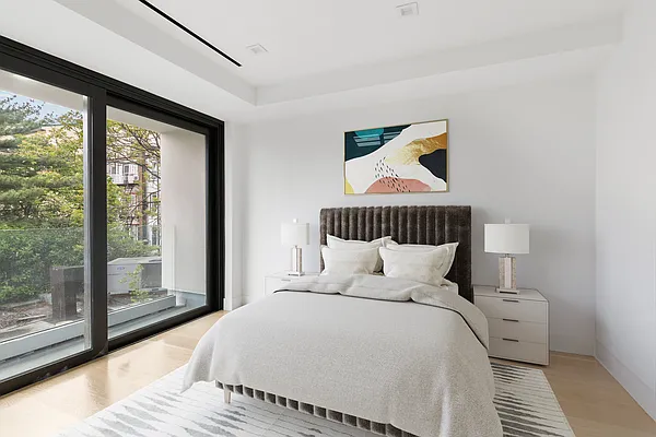 Rented by SERHANT. | media 13