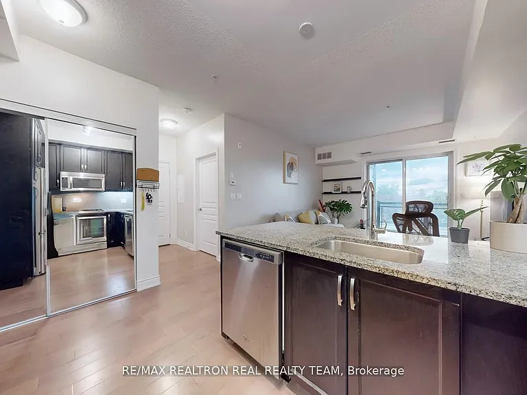 3170 Erin Mills Pkwy #332 — Photo 15