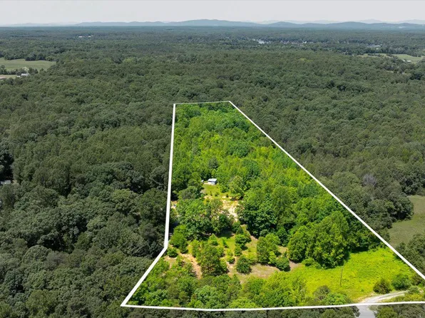 Peach Grove Rd, Louisa, VA 23093