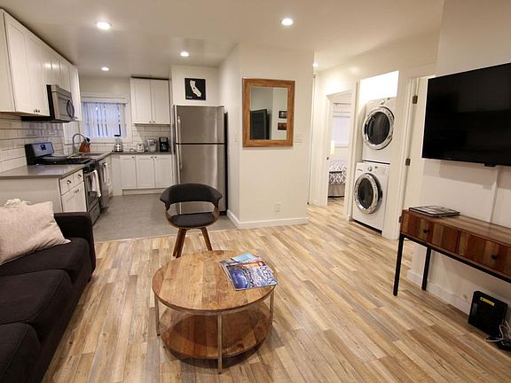 4th image of 1845 S Longwood Ave APT 3