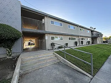 Cedar Heights Apartments