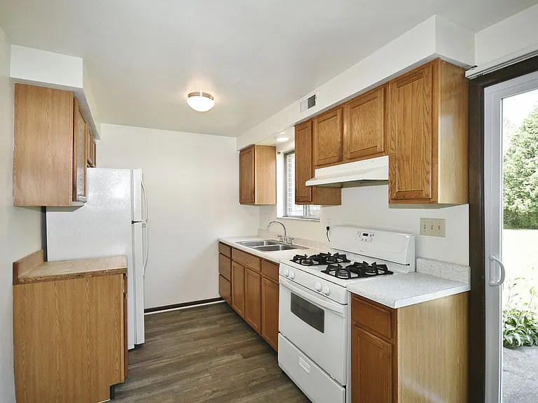 427 Manor Rd #3 — Photo 13