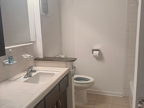 4th image of 1531 Sterling Dr