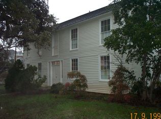 202 E Walnut St, Seguin, TX 78155
