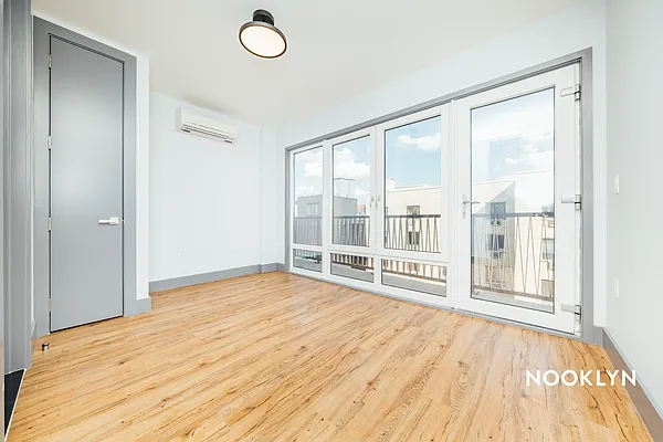 Rented by Nooklyn NYC LLC | media 40