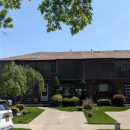 2nd image of 824 Sheldon Ave