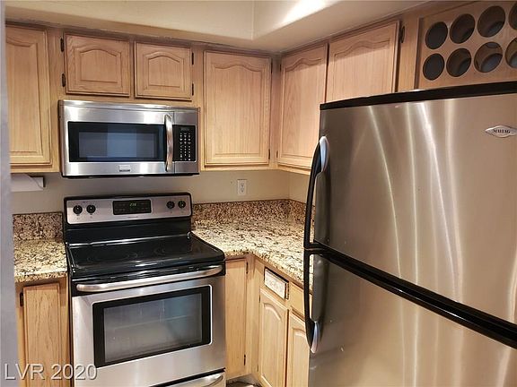 4th image of 601 Cabrillo Cir Unit 750