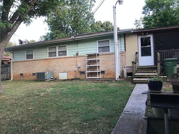 5th image of 3109 Acklen Dr SW