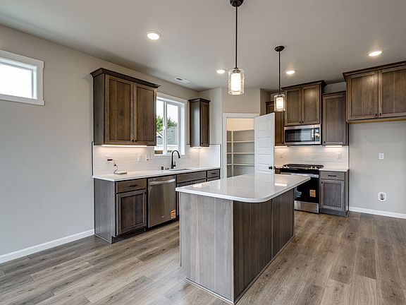 10703 NE 109th WAY by Aho Construction